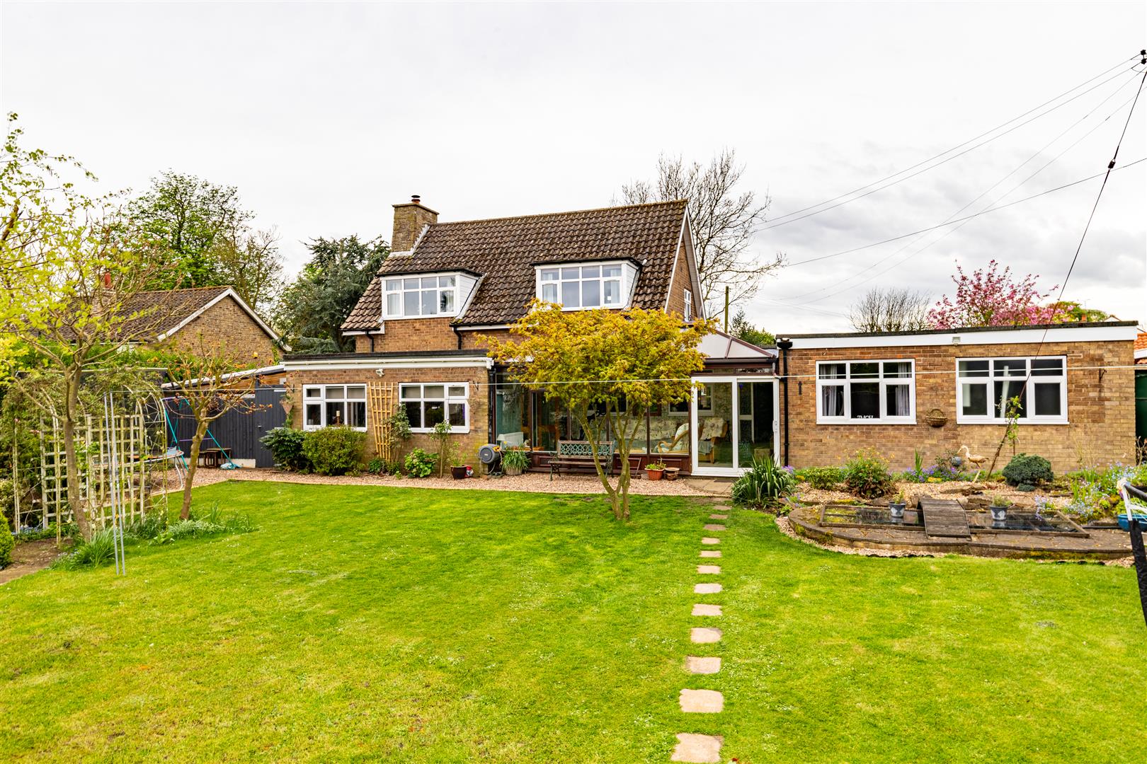 House for Sale West Street, Roxby